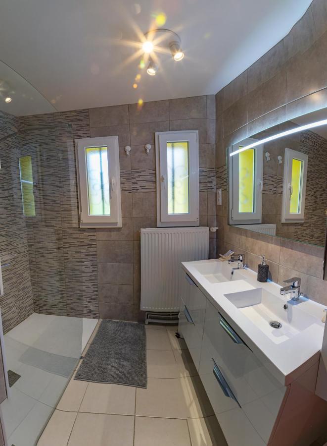 Paisible Maison Entiere 140M2 Avec Veranda Vue Sur La Campagne Renwez Экстерьер фото